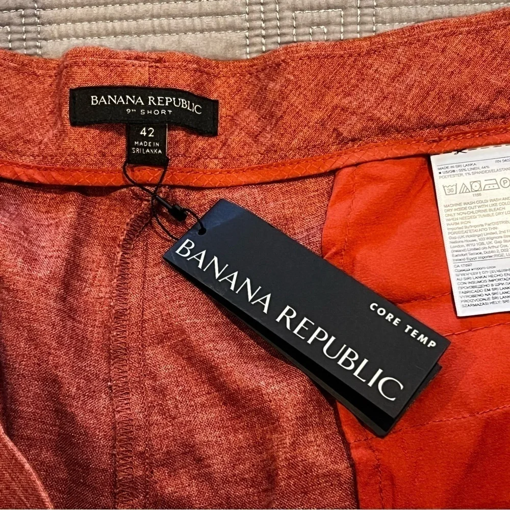 Banana Republic new banana